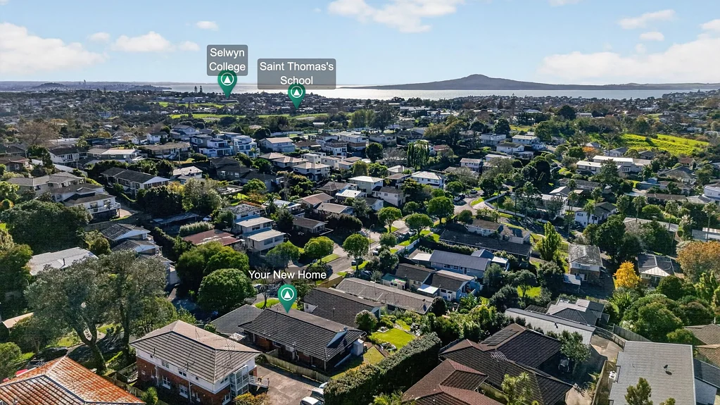 Saint Johns 2ห้องนอน $689,000 St Johns Opportunity | Sunny Brick & Tile