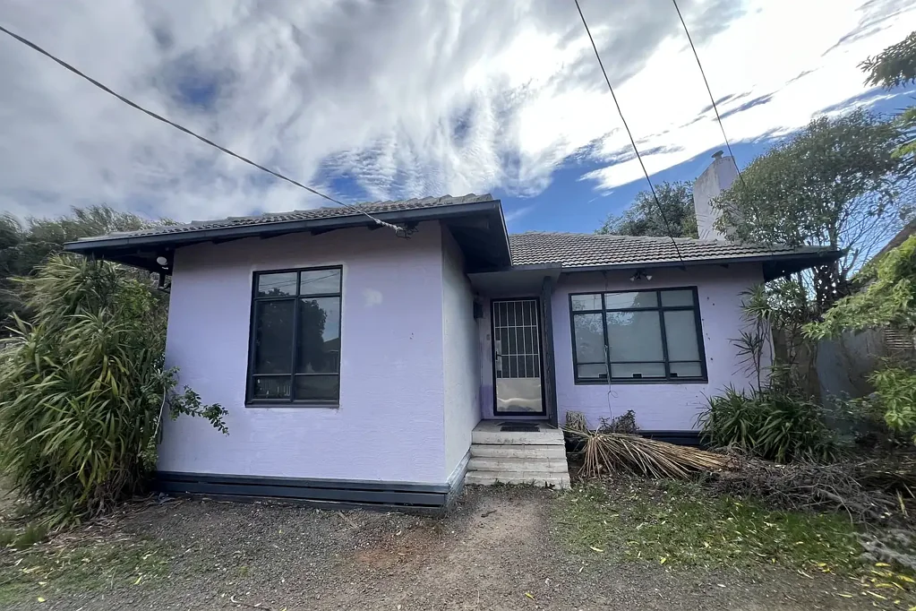THIS PROPERTY FEATURES: