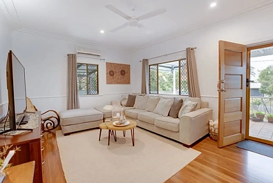 5 Edward Street, Labrador, QLD 4215, 3房, 1浴, House