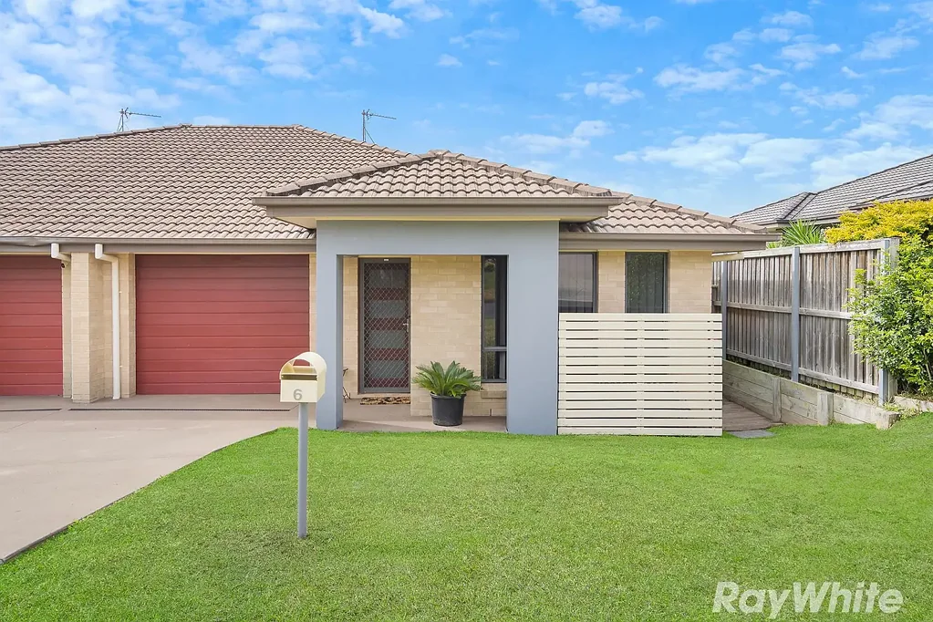 6 Songlark Place, Aberglasslyn, NSW 2320