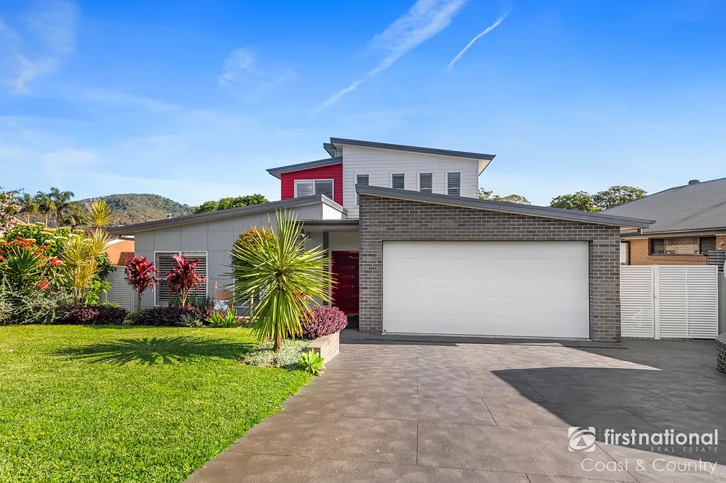 Executive Coastal Living at Its Best