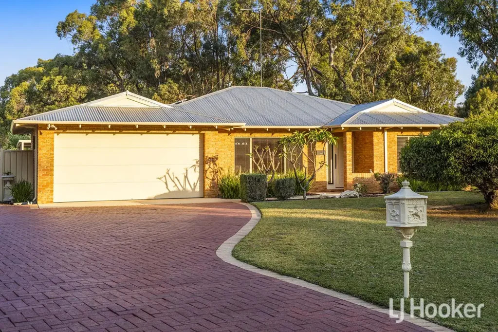 Greenfields 5房  Welcome to your dream home � Space, Comfort & Lifestyle!