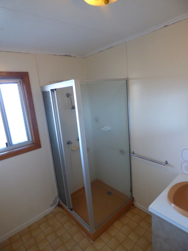 76 RAGLAN ST, ROMA QLD 4455, 0 Schlafzimmer, 0 Badezimmer, Unit