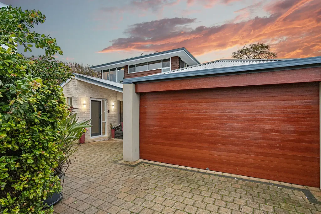 Ardross 4 Bedroom Comfortable Living