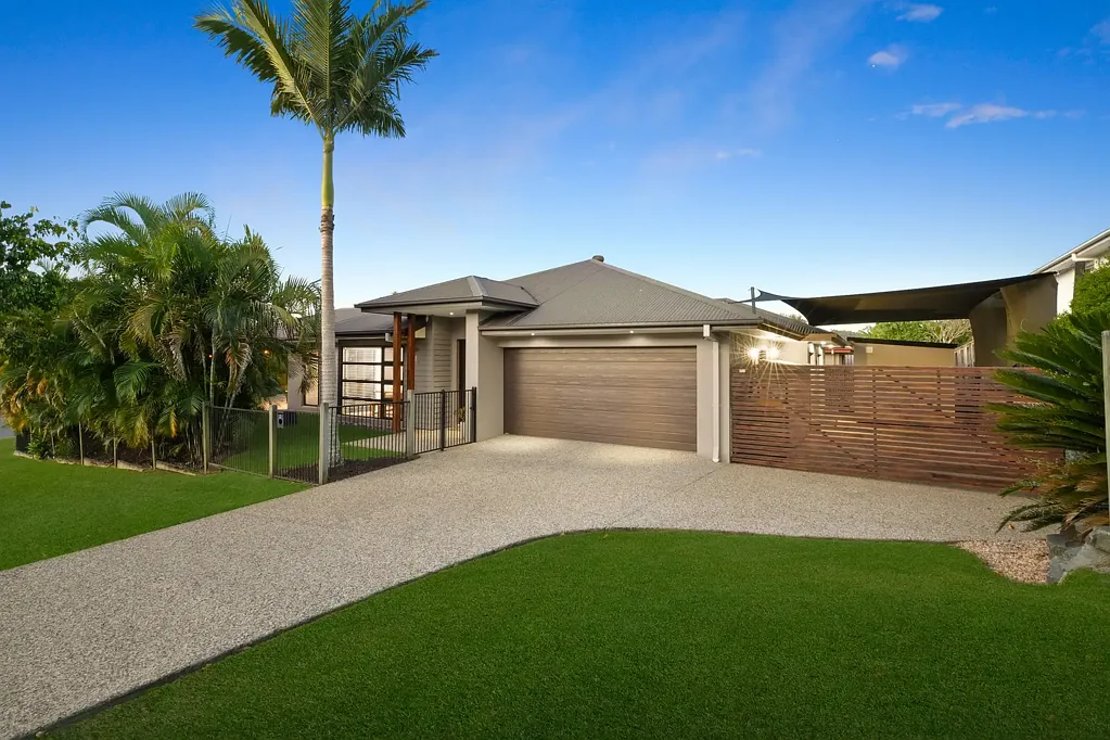 2 Star Rise Street, Maudsland, QLD 4210