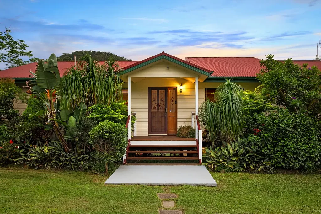 7 Bottlebrush Lane, Wongawallan, QLD 4210