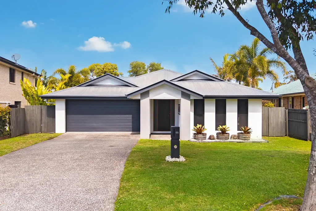 Redland Bay 5 Bedroom LARGE LOW SET IN A FAMILY FRIENDLY ESTATE
