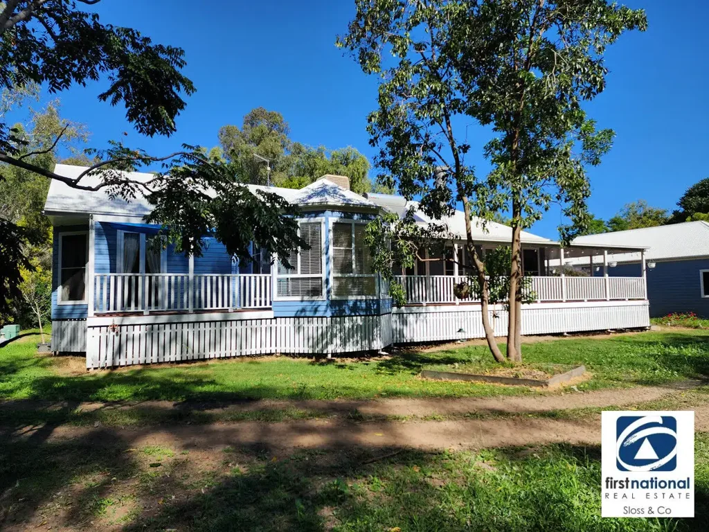 Goondiwindi 4બેડરૂમ Stylish Acreage Retreat in Prime Coleborn Road Location