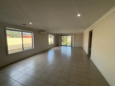 14 Westminster Avenue, Shepparton, VIC 3630, 4 slaapkamers, 2 badkamers, House