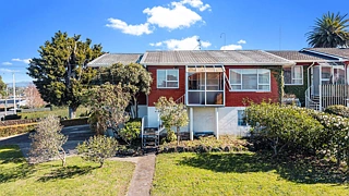 5/16 Warren Avenue, Three Kings, Auckland City