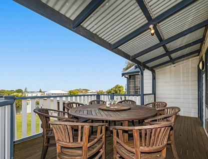 40 Lucraft Loop, Ledge Point, Wheat Belt, 9 Bedrooms, 4 Bathrooms, House