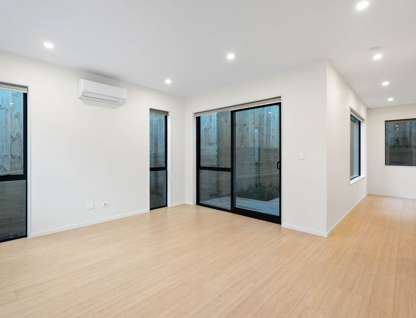 7C Buisson Glade, West Harbour, Waitakere City, Auckland, 4房, 2浴, 独立屋