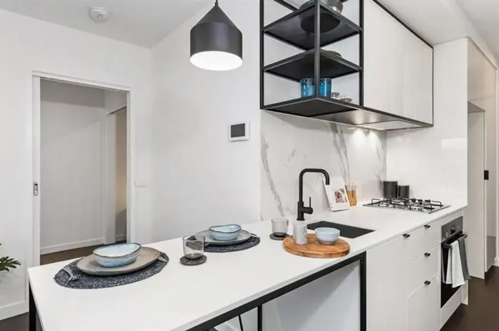 Convenient Location with Lifestyle Options!