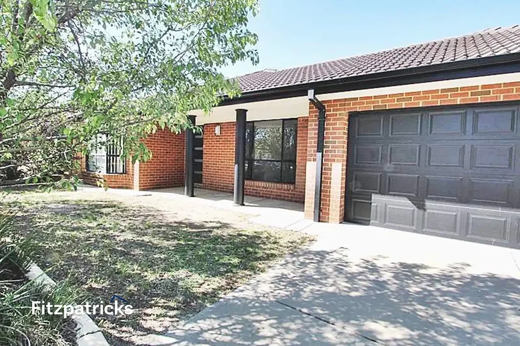 Glenfield family Living