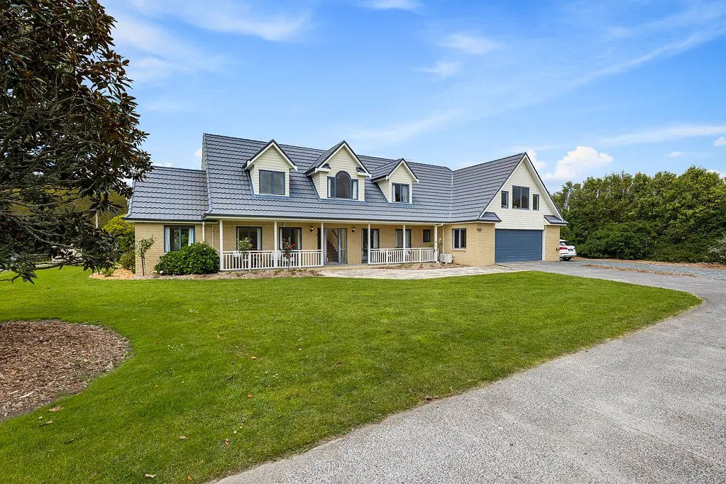 Coatesville 6غرفة نوم Flat land, family home with separate accommdation