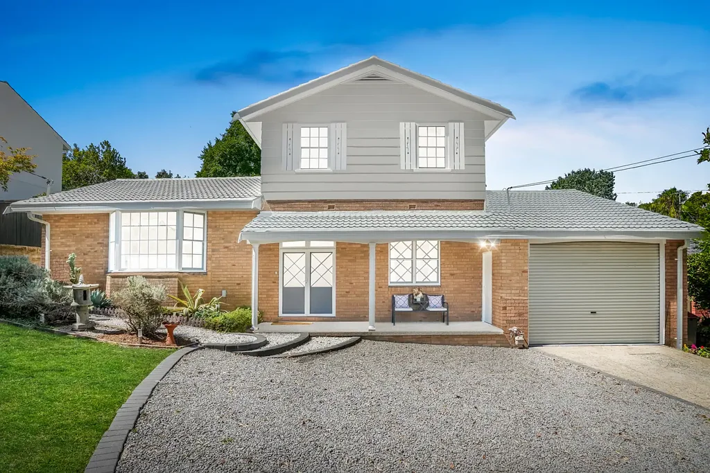 17 Jindabyne Avenue, Baulkham Hills, NSW 2153