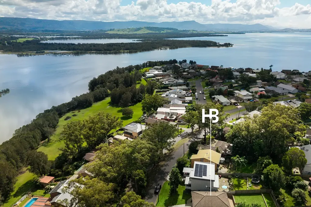 18 Bridge Avenue, Oak Flats, NSW 2529