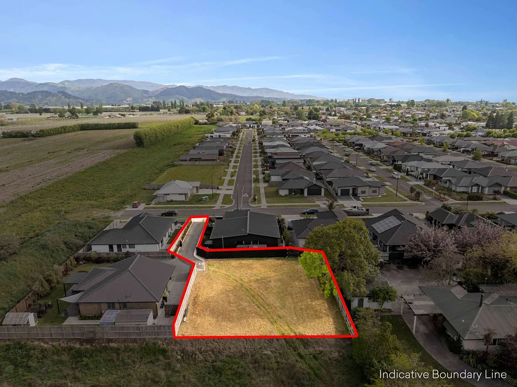 Motueka  Prime Section Opportunity!