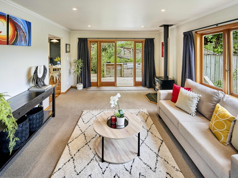 24 Elmslie Road, Pinehaven, Upper Hutt, 3房, 1浴