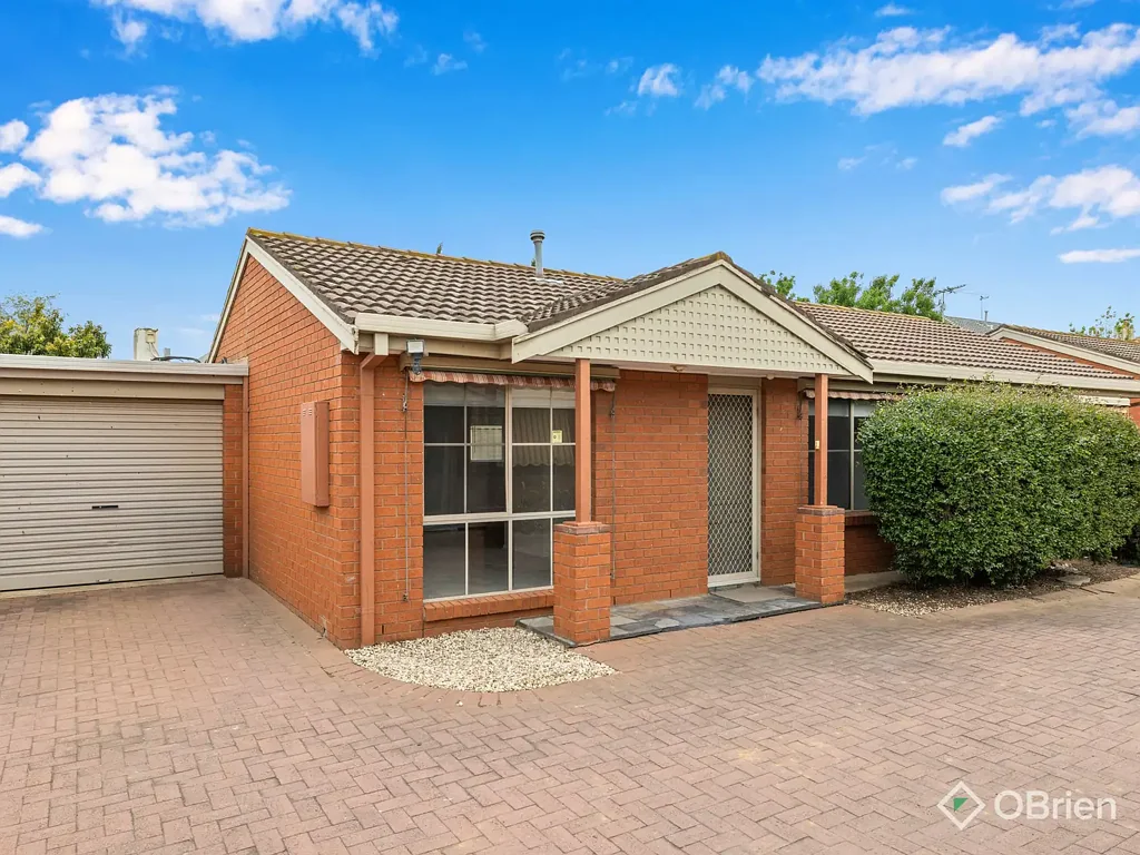 2/20 Russell Street, Werribee, VIC 3030