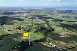 90587 Bruce Highway, Sarina