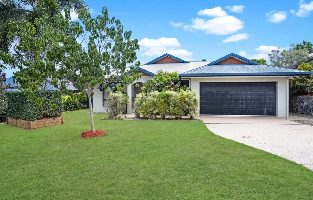 SPACIOUS FAMILY HOME IN SOUGHT AFTER MOUNT SHERIDAN!