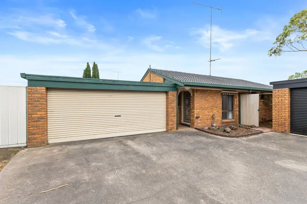 2/12 Regency Court, Traralgon, VIC 3844