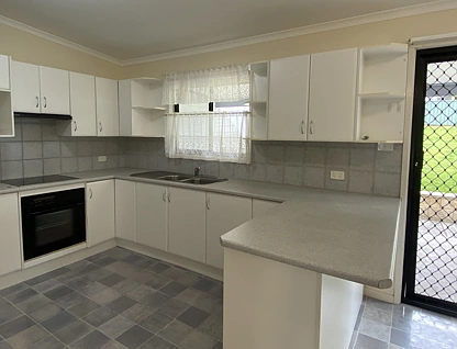 44 John Street, Belmont North, Newcastle, 3 Schlafzimmer, 1 Badezimmer, House