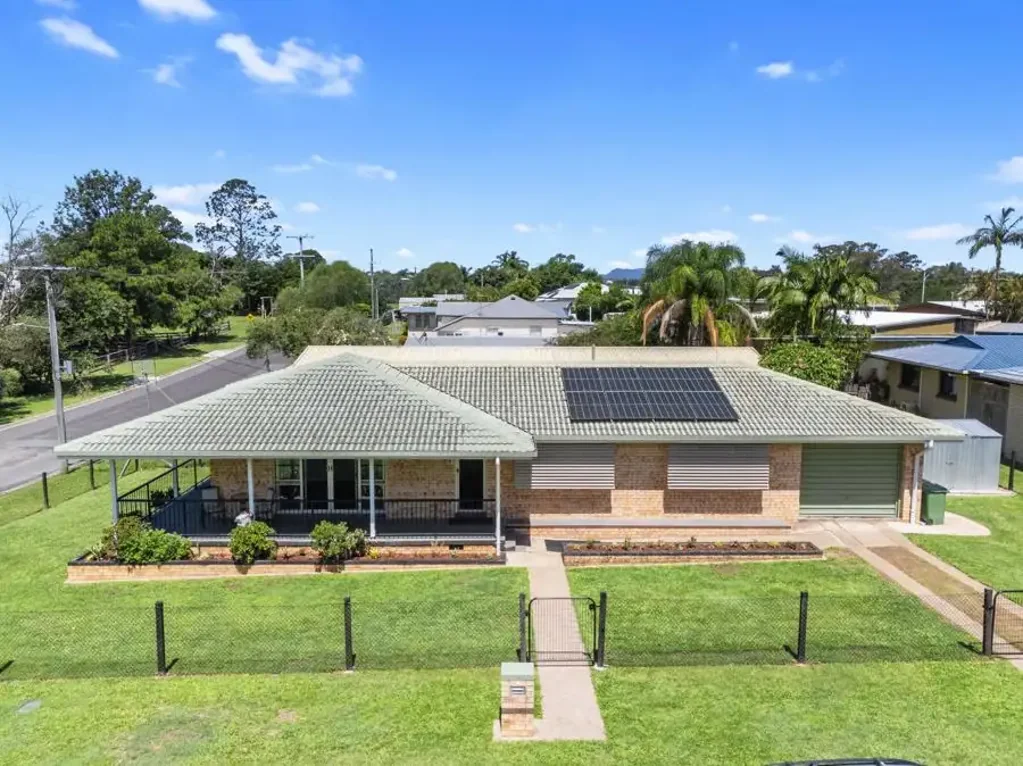 1 Justin Street, Southside, QLD 4570