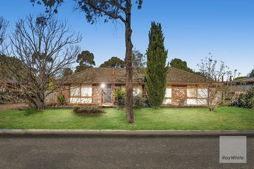 28 Notre Dame Drive, Sunbury, VIC 3429