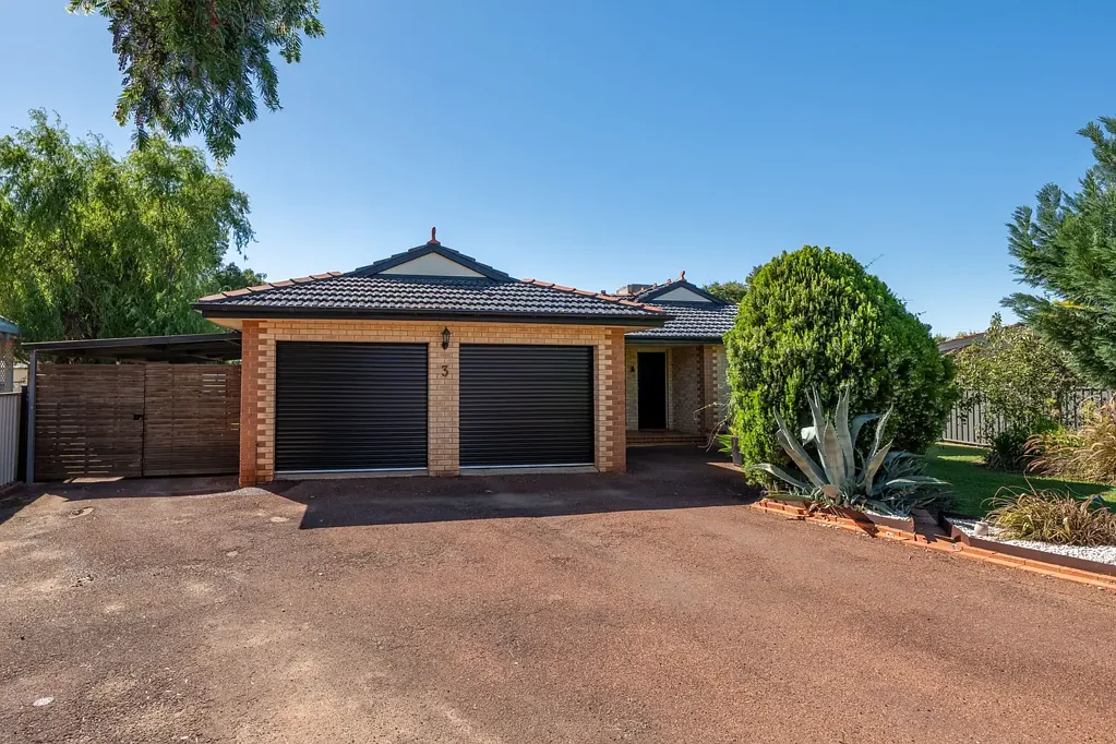 Forbes 4 Bedroom Ray White Forbes -  026851 1411