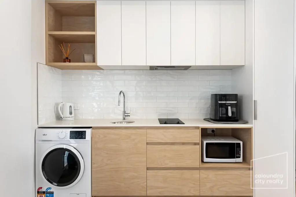 ONE BEDROOM APARTMENT WITH ALL UTILITIES INCLUDED