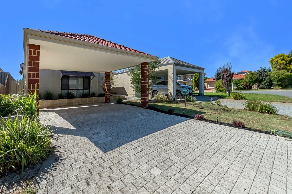 Noranda 3 Bedroom So Many Options, In Such a Fantastic Location - You Really Need to See This One!