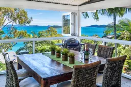 4/2 Flametree Grove, Whitsundays