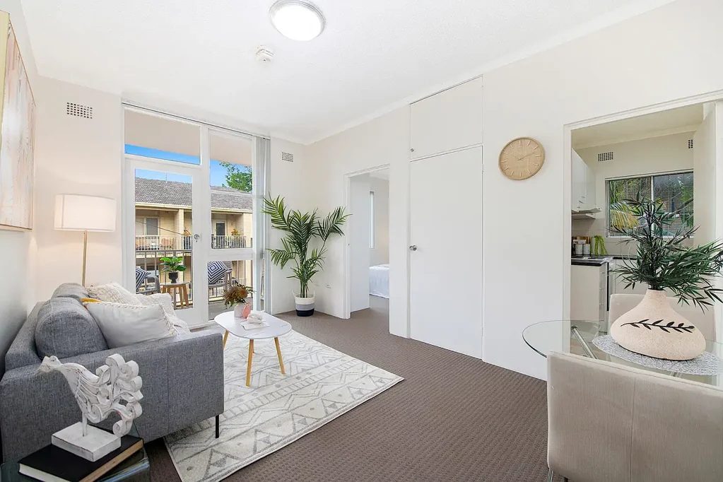 Boutique One-Bed Unit, a Walk to Darling Street Village