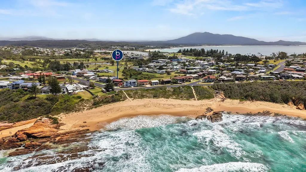 1 Paraboon Drive, Bermagui, NSW 2546