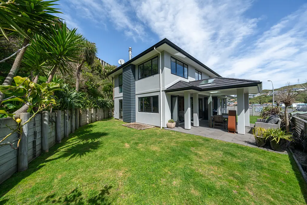 Churton Park 4房  Modern Executive Family Home