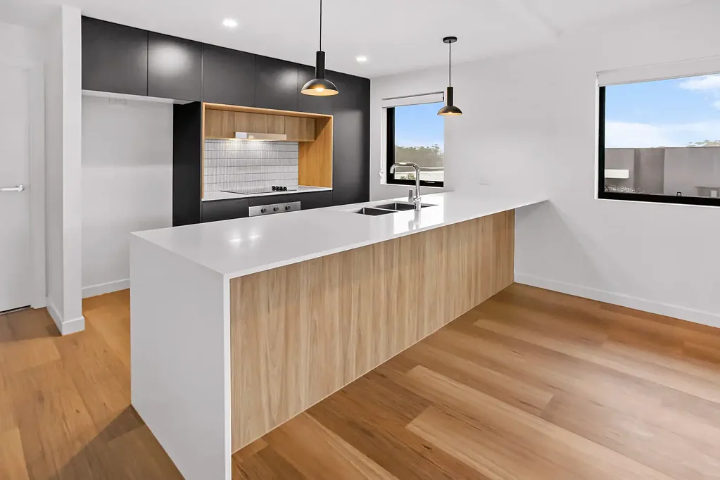 Stylish Apartment in Prime Sippy Downs Location!