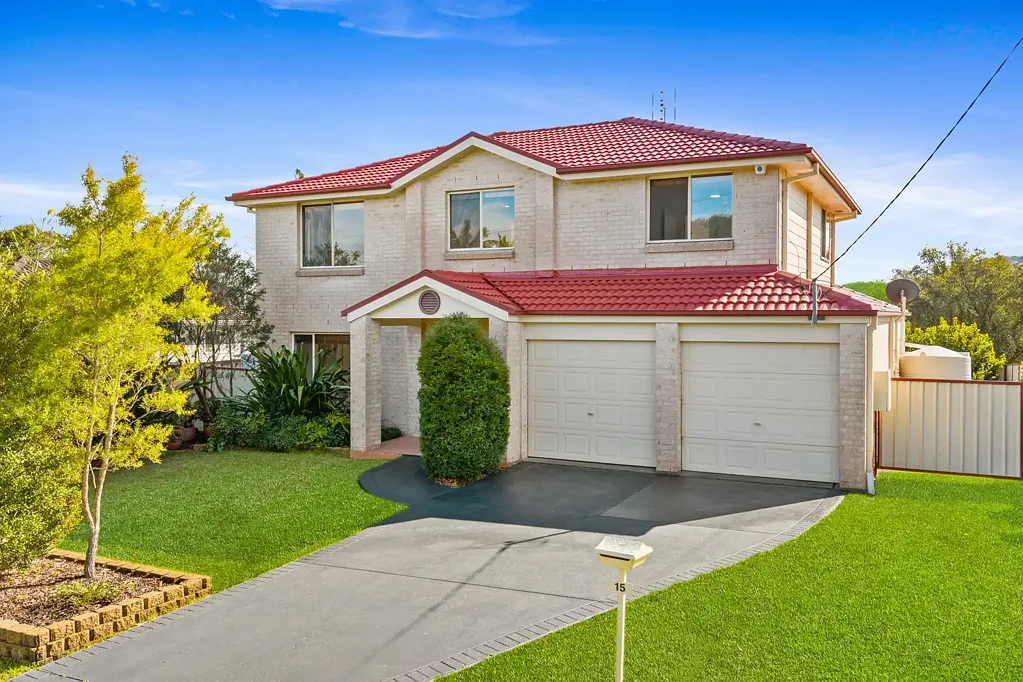 15 Isis Street, Wyoming, NSW 2250