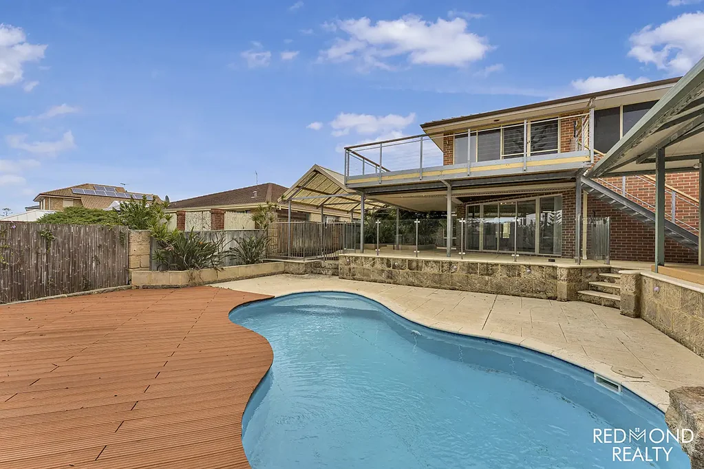 Luxury Coastal Living with Poolside Entertaining!