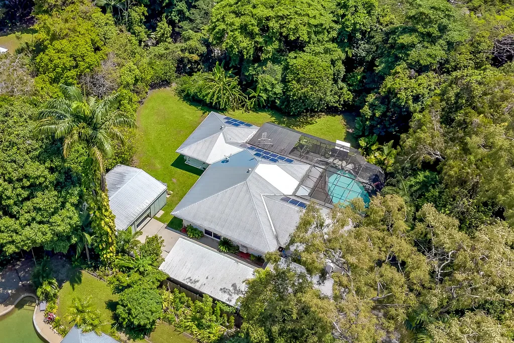 4-6 Dalziel Street, Stratford, QLD 4870