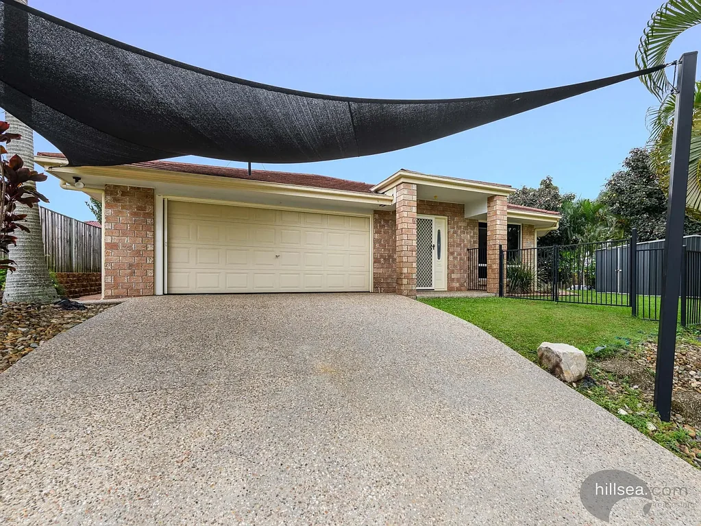 Upper Coomera 4部屋 SPACIOUS FAMILY HOME WITH PARKLAND VIEWS - COMFORT, STYLE & CONVENIENCE !