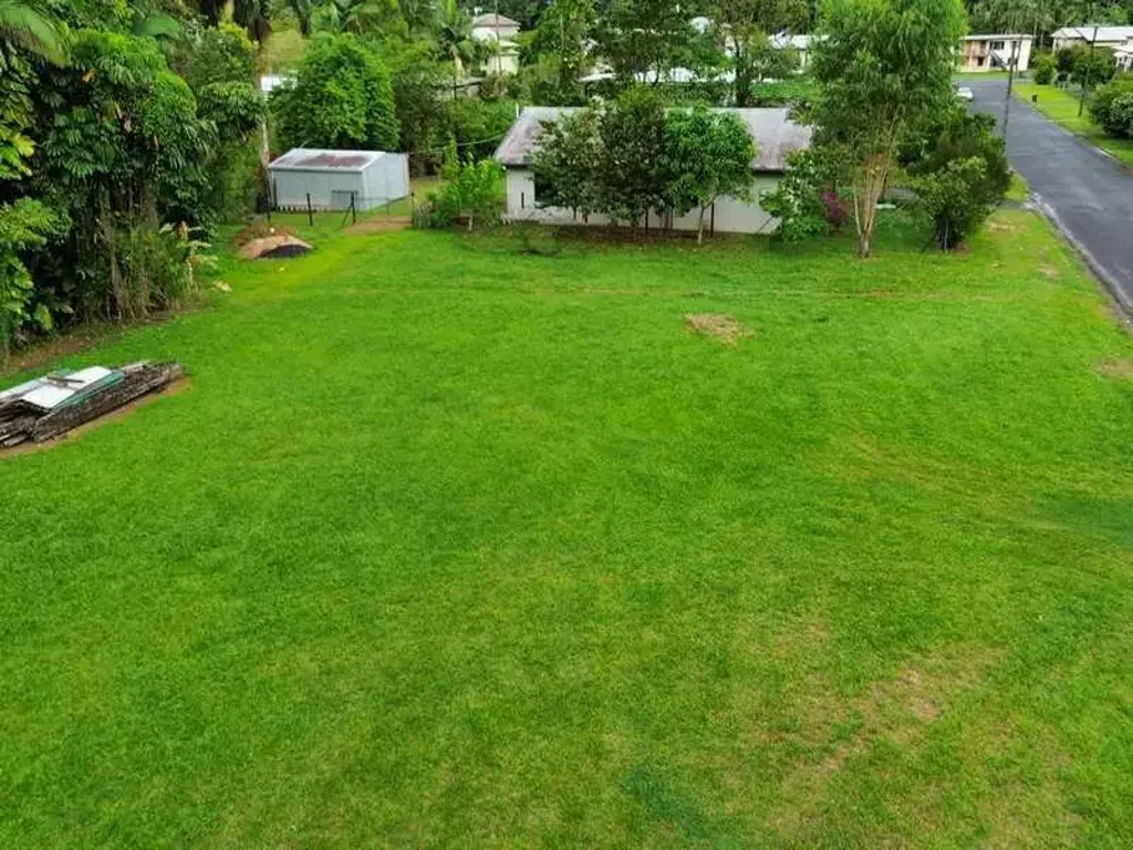 8 Millwood Street, Tully, QLD 4854