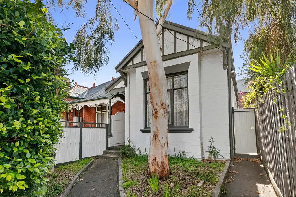 Outstanding Armadale House!