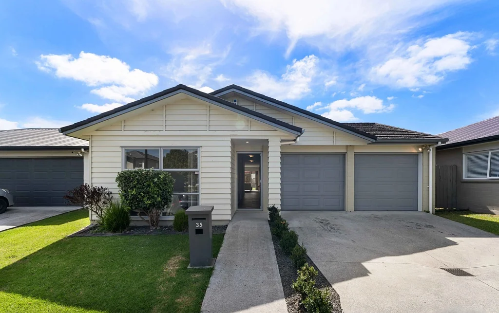 Takanini, 4 bedrooms