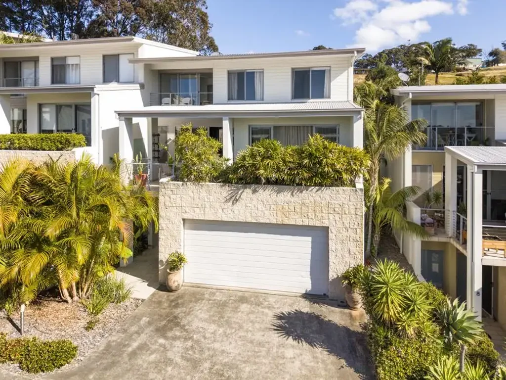 Coffs Harbour 3 Slaapkamer Space, Style and a Diggers Beach Lifestyle...
