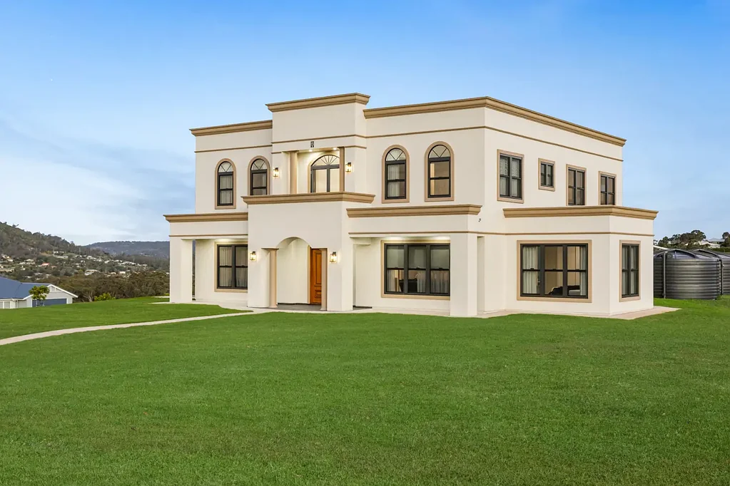 Mount Rascal 4침실 An Estate Defined by Space, Style and Sophistication