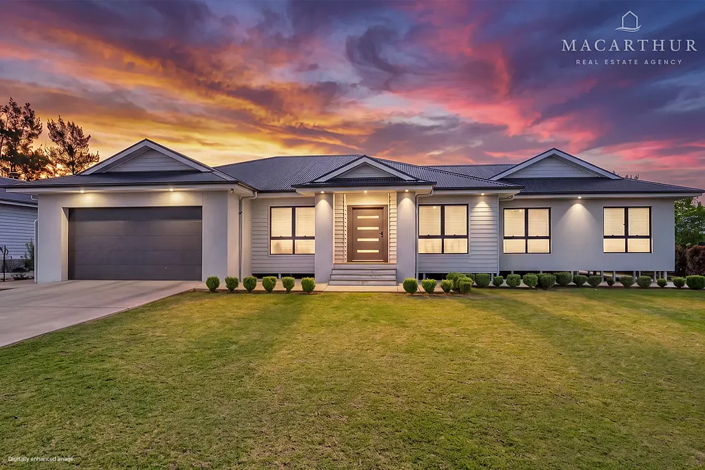 Springvale 4房  Family Living on a Grand Scale in Peaceful Springvale
