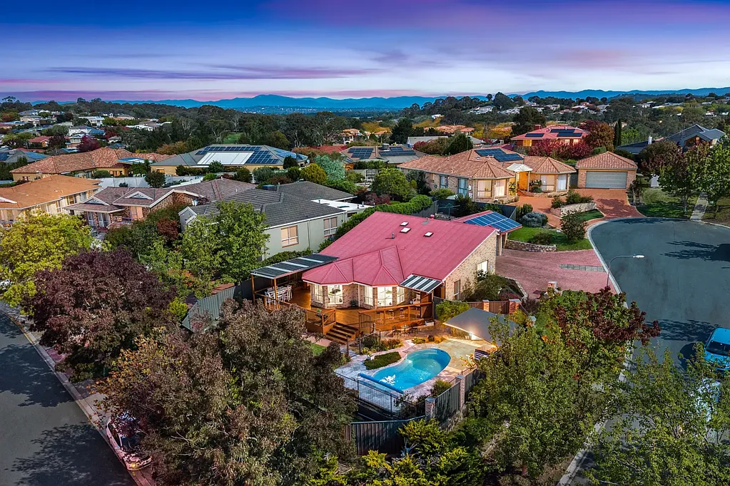 Nicholls 4 Bedroom Fully Renovated Home in an Elevated Cul-De-Sac Position