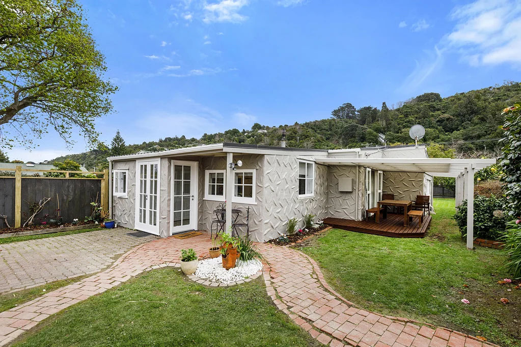Belmont 2 Slaapkamer Stylishly Renovated, Charming Cottage